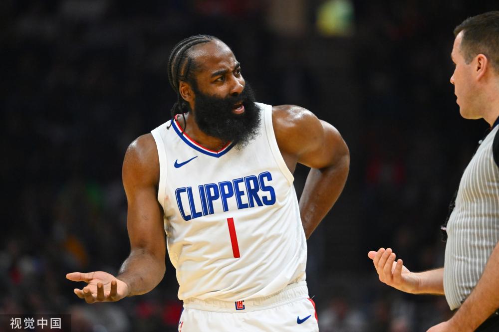 传射建功，本泽马当选吉达联合vs达曼协作全场最佳.