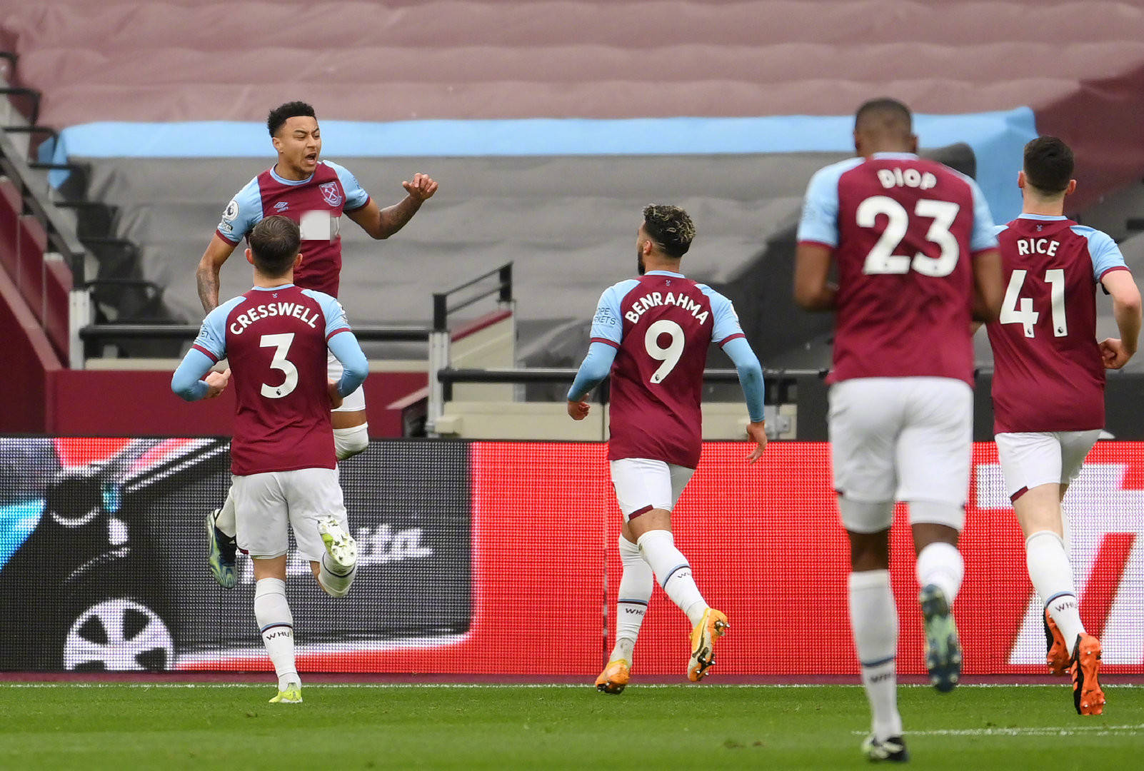 球迷反馈与 球迷反馈与