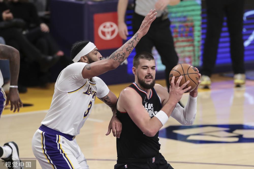 在当今足球 在当今足球